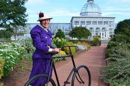 Volunteer in ladies cycling costume