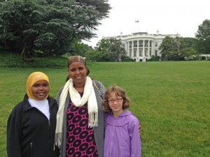 Amina, Isnina and Lilah on White House Lawn