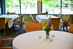 Table decorations at the Robins Tea House. Sweet Memories Photography by Naomi Phelps.