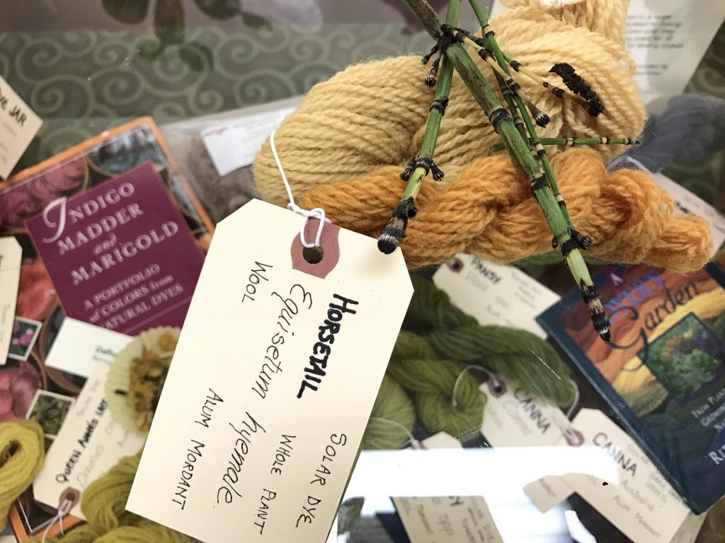 The spinning demonstration will feature lovely baskets of natural fibers made with natural dyes. Who would think that the greenish peculiar-looking horsetail can be extracted and turned into this light ivory color?