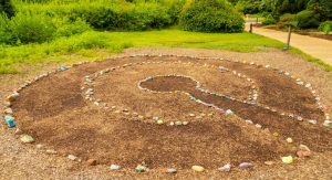 ALFONSO PÉREZ ACOSTA rock installation