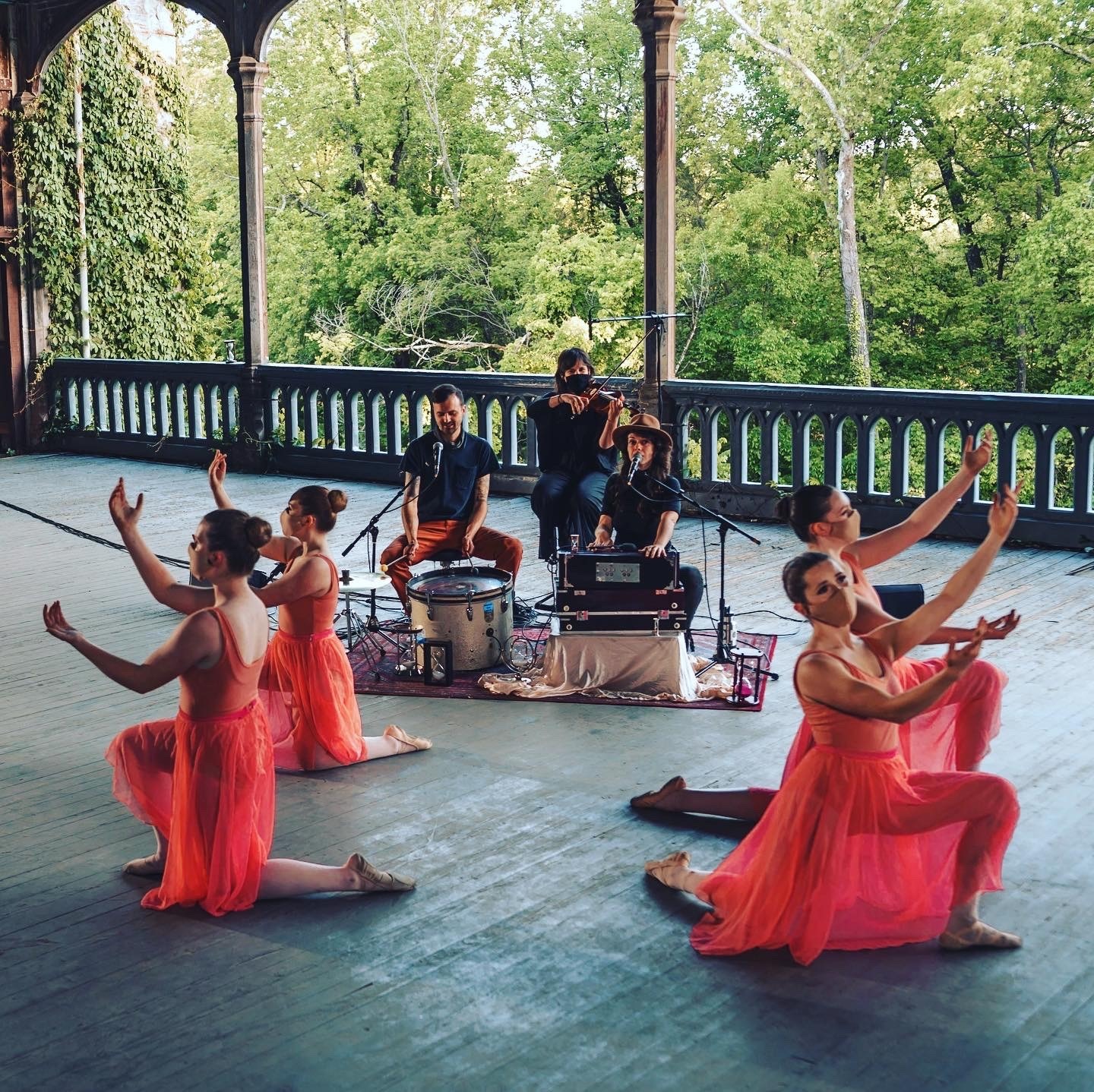 Høly River Music & the Concert Ballet of Virginia Present: Ballet in the Garden, Image by Christopher Risch