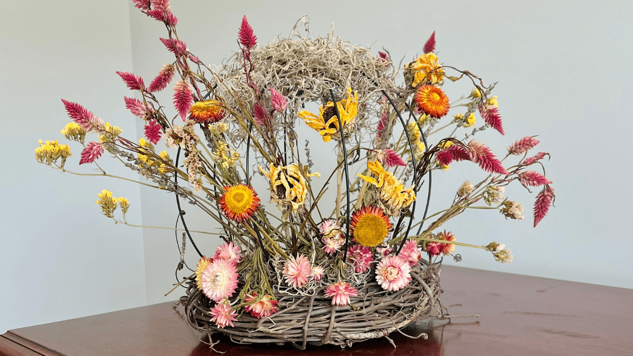 3D Dried Flower Centerpiece