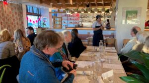 Mas Allá de la Superficie